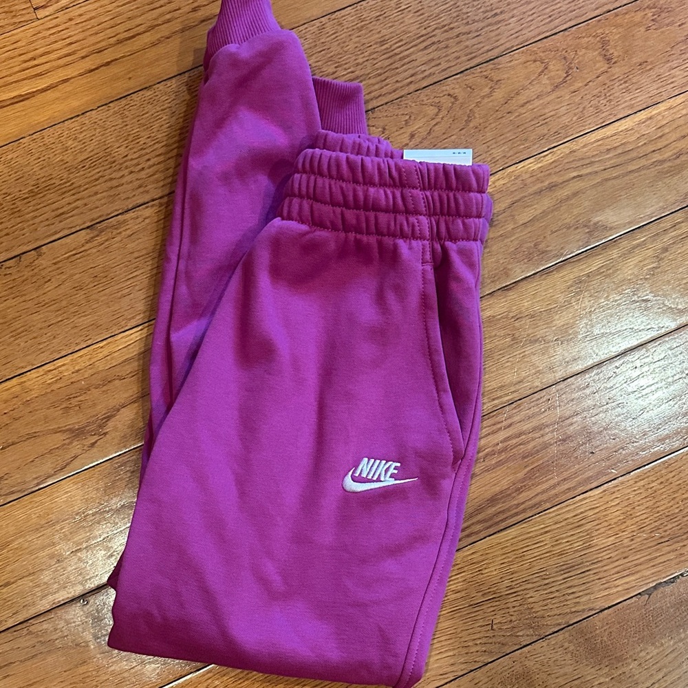 NEW w tags Nike Kids' Medium Fuchsia Sweatpants